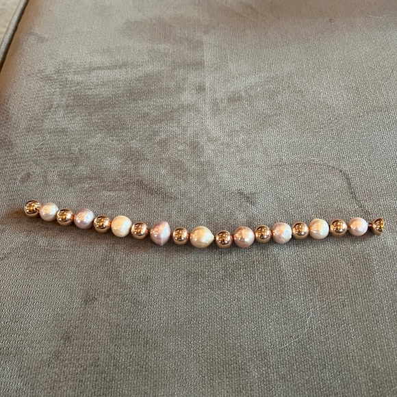 Bronzo Italia magnetic clasp rose gold plated bead/fresh water pearl bracelet - Picture 9 of 9